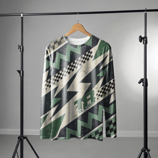 long-sleeve-hanging green white 18