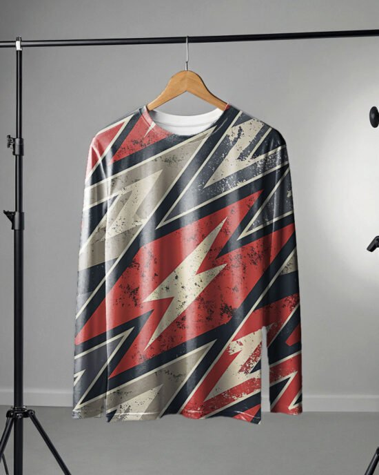t-shirt-long-sleeve-hanging red pattern