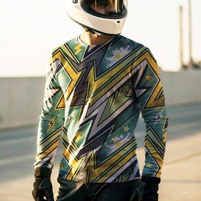 GReen pattern riding jeysey wear by man